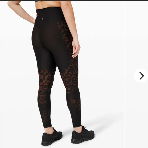 Lululemon Mapped Out High Rise Tight 28" in *Camo Black / Brick Size 4 - Picture 3 of 16
